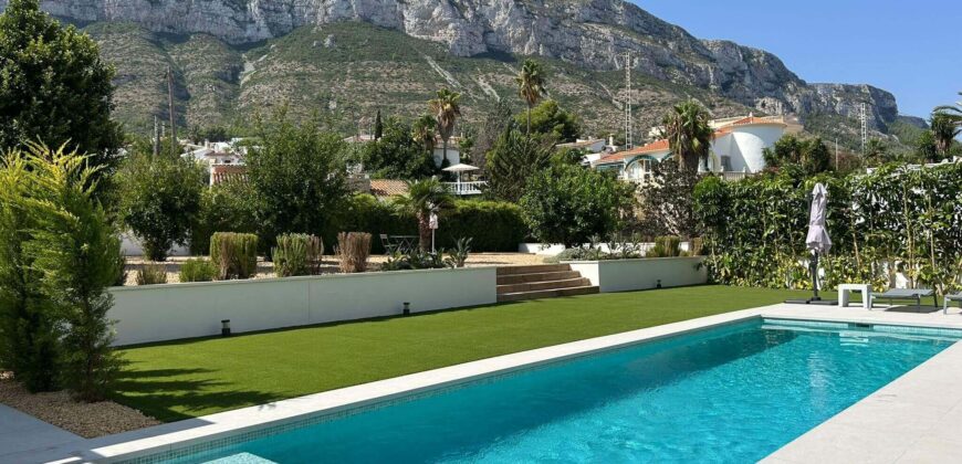 Moderne Villa El Montgó, Denia